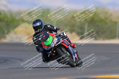 media/Oct-09-2022-SoCal Trackdays (Sun) [[95640aeeb6]]/Turn 3 (930am)/